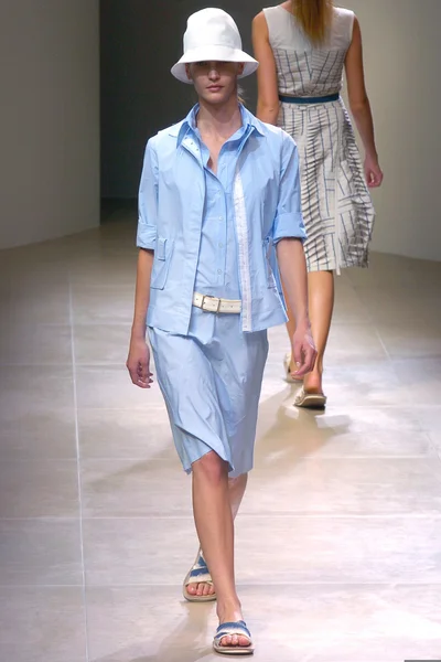 Look 7